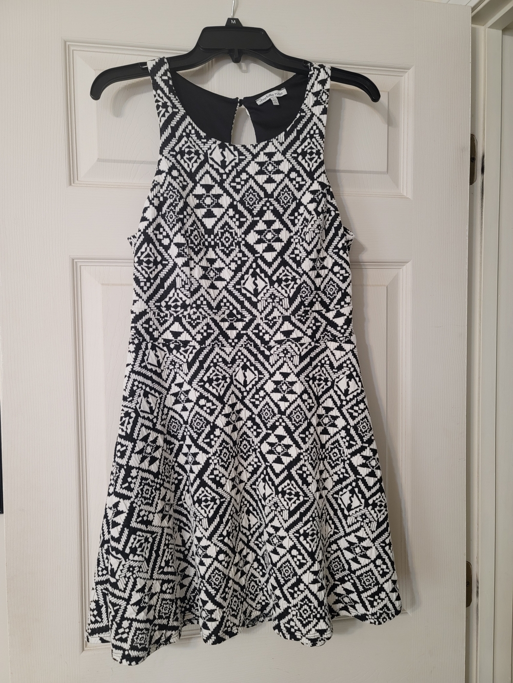 Charlotte Russe Black and White Geometric Sleeveless Fit-and-Flare Dress